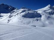 Perfekte Pistenpräparierung im Skigebiet Weißsee Gletscherwelt