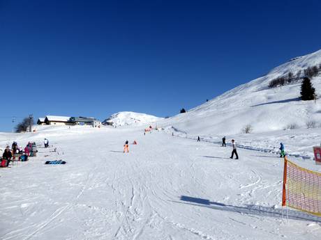 Skigebiete für Anfänger in den Lepontinischen Alpen – Anfänger Obersaxen/Mundaun/Val Lumnezia