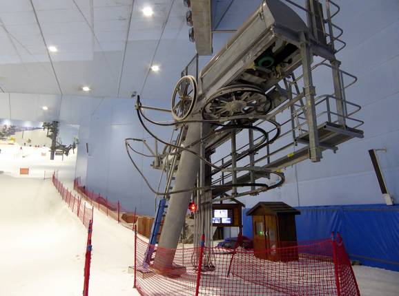 Ski Dubai Snowpark Lift