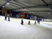 Kinderskikurs in der Skihalle