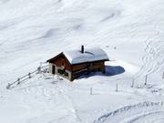 Hütte Schlivera im Skigebiet zum Übernachten