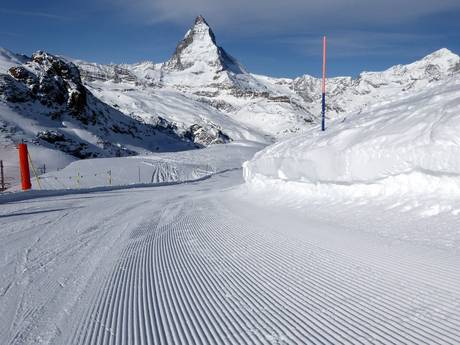 Pistenpräparierung Mattertal – Pistenpräparierung Zermatt/Breuil-Cervinia/Valtournenche – Matterhorn