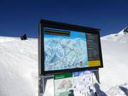 Digitale Anzeige mit aktuellen Informationen an der Bergstation First