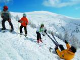 In Bad Kleinkirchheim zählt der Familien-Euro! Kinder bis 12 fahren Ski um € 1 / Tag.