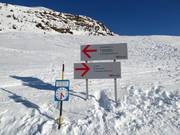 Ausschilderung an der Mittelstation