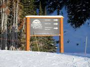 Pistenausschilderung im Skigebiet Sunshine Village