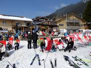 Gemütliches Beisammensitzen in Wengen