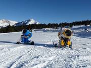 Leistungsfähige Schneekanonen im Skigebiet Jochgrimm