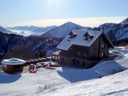Rifugio Laugiane mitten im Skigebiet