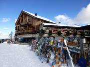 Die Las Vegas Lodge bietet Übernachtunsmöglichkeiten mitten im Skigebiet