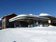 Ponte di Legno-Valbione - 4er Hochgeschwindigkeits-Sesselbahn (kuppelbar) mit Abdeckhauben