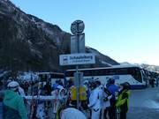 Die Haltestelle wird regelmäßig angefahren