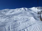 Tiefschneehänge an der Sesselbahn Parlets