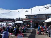 Sonnenterrasse am Sky High Café