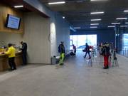 Gepflegter und moderner Kassenbereich in Mellau