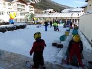 Tipp für die Kleinen  - Zwergerl-Skischule (2,5-3,9 Jahre) im Alpenrose Familux Resort