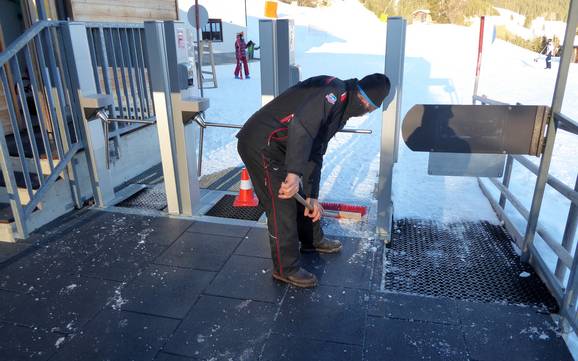 Lechtal: Sauberkeit der Skigebiete – Sauberkeit Jöchelspitze – Bach