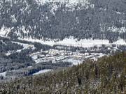 Blick auf die Unterkünfte im Panorama Mountain Village