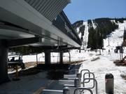 Super Gauge Express - 6er Hochgeschwindigkeits-Sesselbahn (kuppelbar)