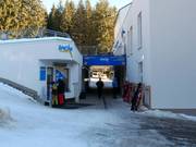 Talstation: Kasse, WC, Skiverleih und Skischule