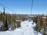 Høgekspressen - 6er Hochgeschwindigkeits-Sesselbahn (kuppelbar)
