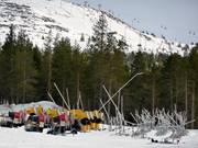 Die Schneekanonen warten auf den nächsten Einsatz