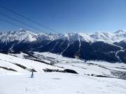 Blick vom Skigebiet über das herrliche Engadin