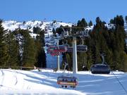 Karspitz X-Press - 6er Hochgeschwindigkeits-Sesselbahn (kuppelbar) mit Abdeckhauben