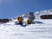 Schneekanonen am Unterratlift