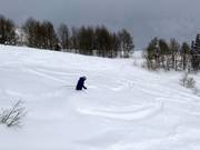 Zahlreiche Tiefschneeabfahrten