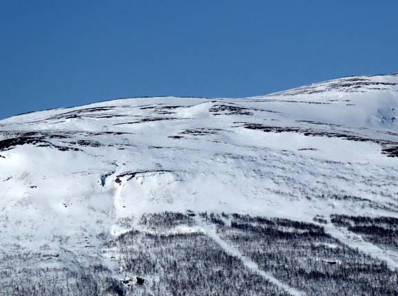 Abisko mit Doppelsesselbahn und freiem Skiraum