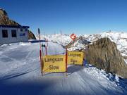 An Gefahrenstellen muss man bremsen.