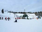 Blick über das kleine Skigebiet Snow Valley