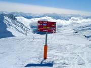 Pistenausschilderung im Skigebiet