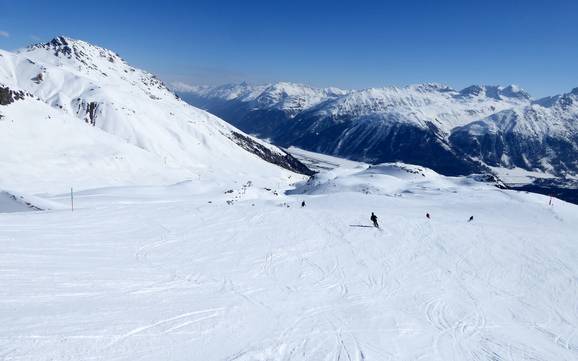 Bestes Skigebiet im Oberengadin – Testbericht St. Moritz – Corviglia