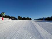 Perfekt präparierte Piste im Skigebiet Les Angles