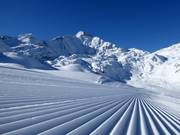 Pisten am Fuße des Piz Tambo