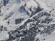 Der Ort Saint Sorlin d’Arves zieht sich entlang der Pisten bergan