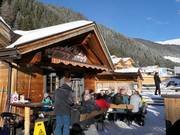 Otto's Einkehr direkt an der Talstation Ochsengarten 