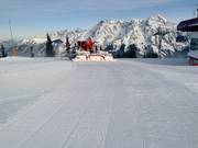 Die Pisten werden präpariert