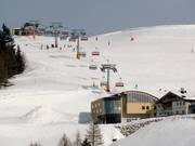 Hachaubahn - 6er Hochgeschwindigkeits-Sesselbahn (kuppelbar) mit Abdeckhauben und Sitzheizung