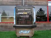 Eine richtige Gondel vor der Skihalle