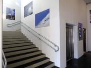 Gepflegte Talstation der Panoramabahn Geols