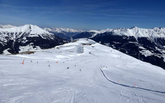 Skifahren bei Ried im Oberinntal
