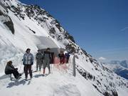 Ausgang des Skitunnels am Pic Blanc