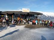 Swing In Bar an der Talstation in Mutters