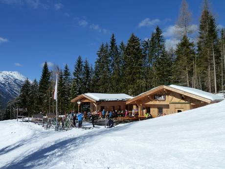 W1 Ski Lounge