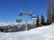 Orso Bruno - 6er Hochgeschwindigkeits-Sesselbahn (kuppelbar) mit Abdeckhauben