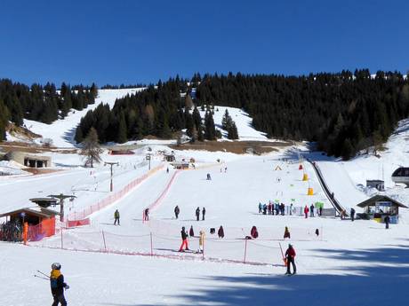 Familienskigebiete Alpe Cimbra – Familien und Kinder Folgaria/Fiorentini