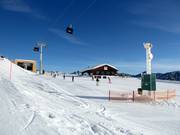 Seillift zum Üben neben der Loseralm an der Bergstation Panoramabahn